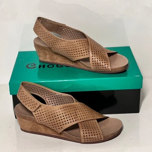 Chocolat Blu Theo Leather Sandal Wedge - Picture 5 of 8